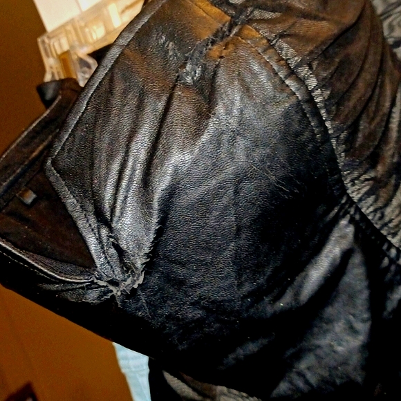 BeBe-FAUX LEATHER, STRAPLESS V-notched center w/RUFFLES- DOWN-SIDES, SIDE-ZIP - Picture 2 of 13